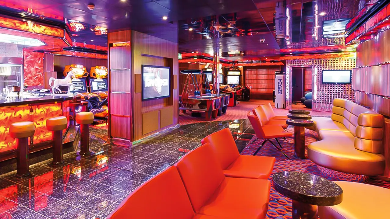 رحلة الباخرة فافولوسا