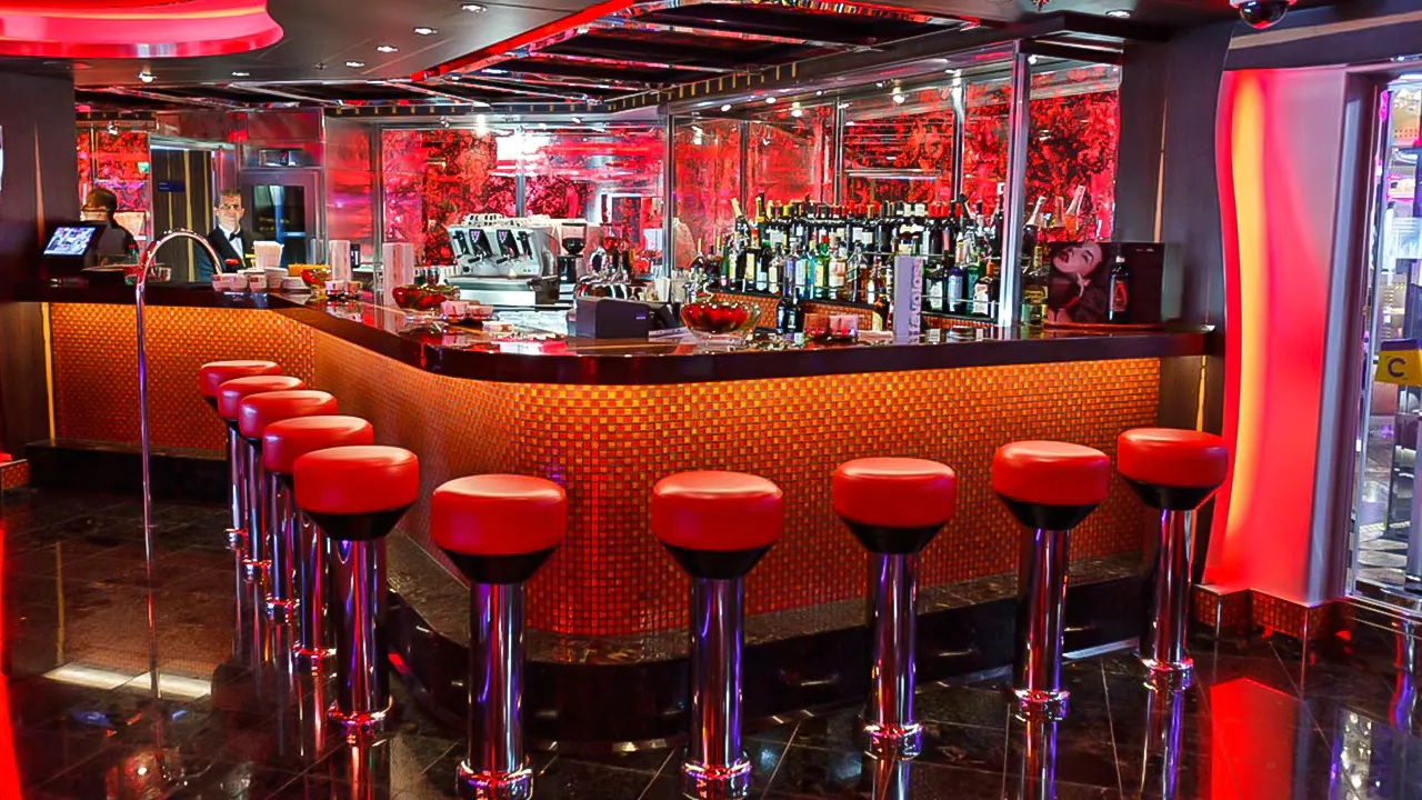 رحلة الباخرة فافولوسا