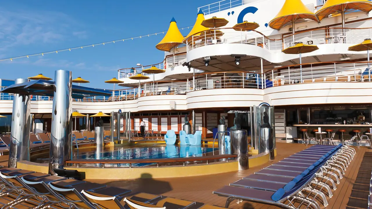 رحلة الباخرة فافولوسا 