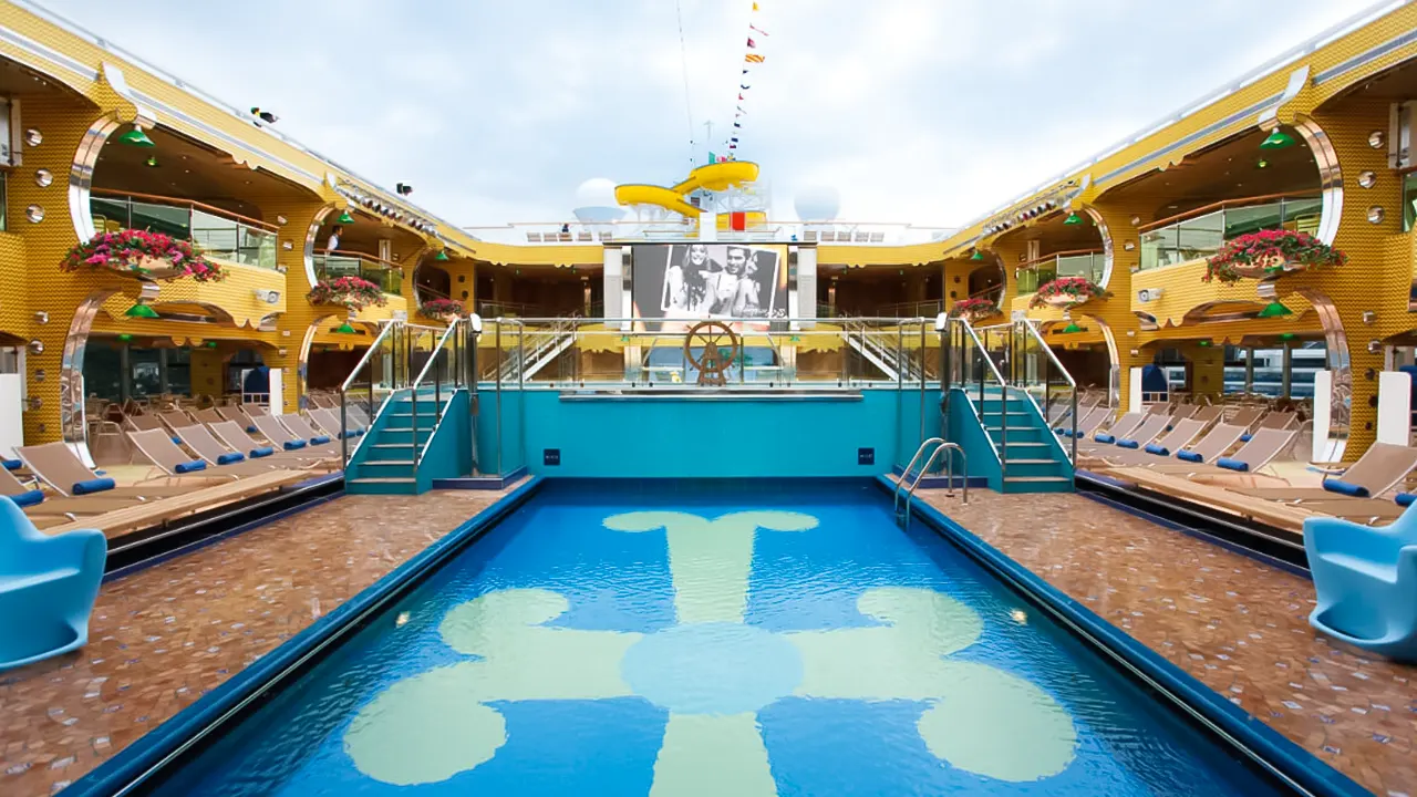 رحلة الباخرة باسيفيكا 