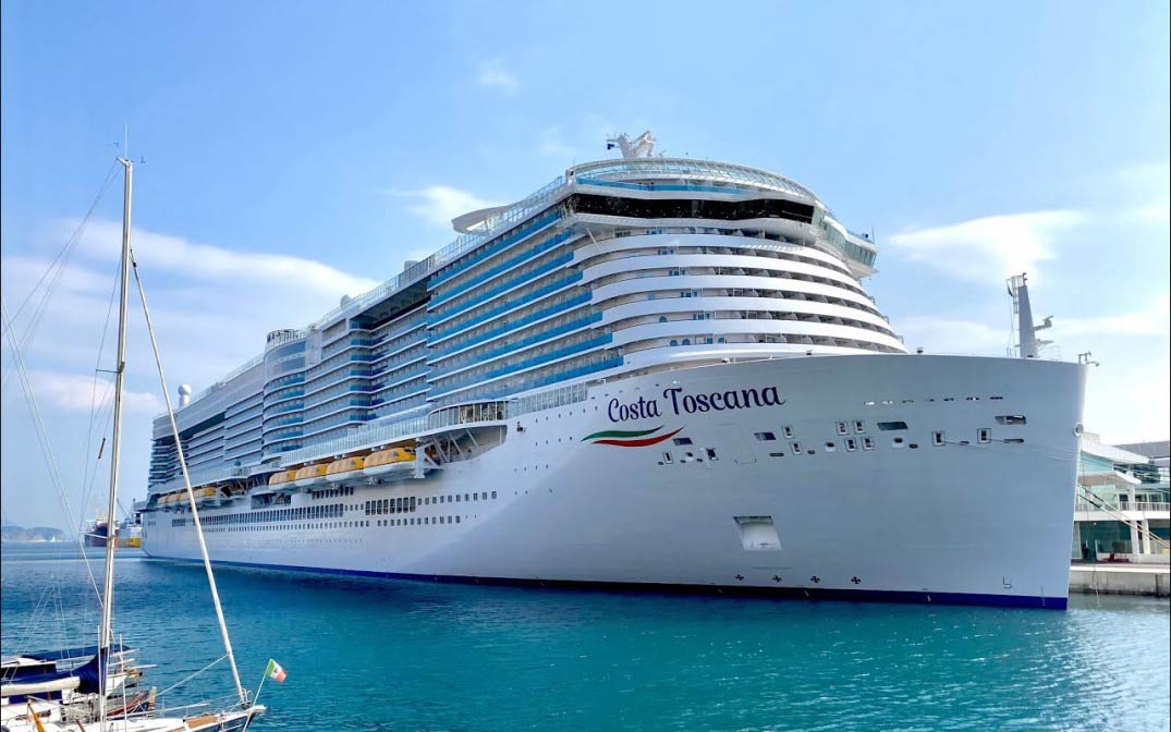 رحلة الباخرة توسكانا 