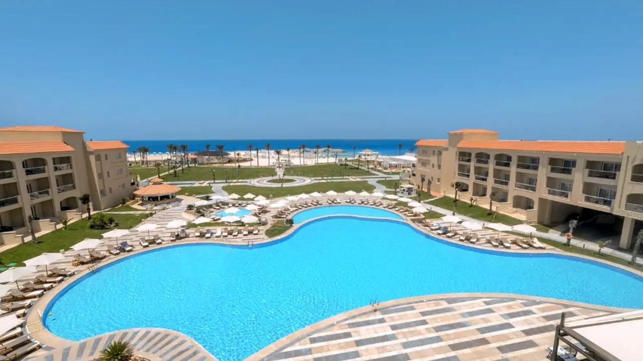 الفندق ريكسوس - العلمين