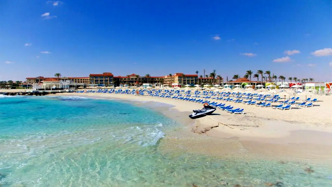 الفندق ريكسوس - العلمين