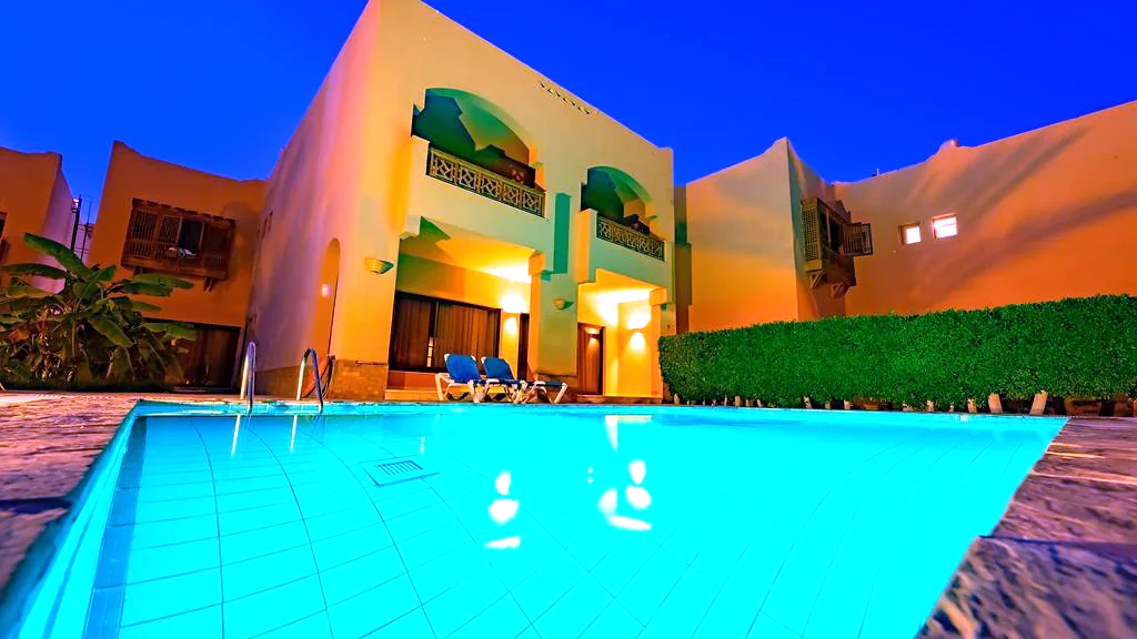 الفندق كونتيننتال - الغردقة